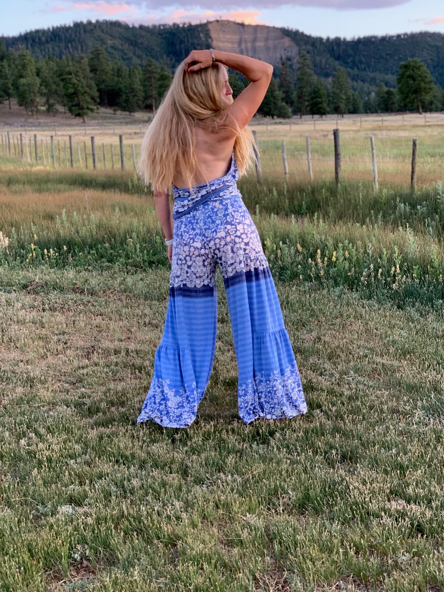 Susie Halter Top in Periwinkle Floral