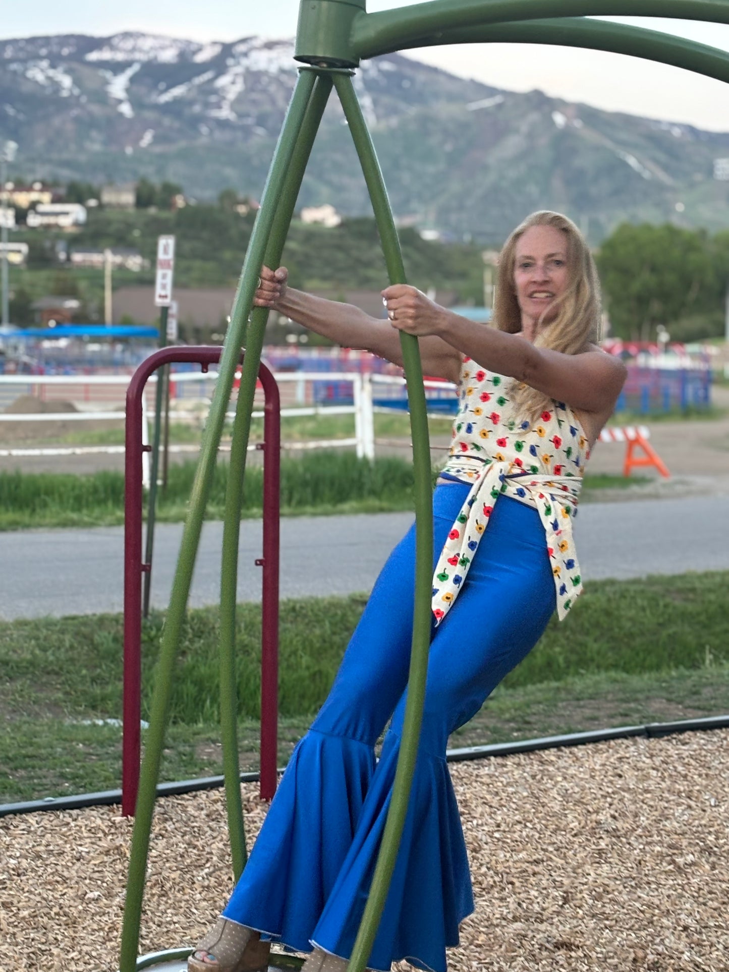 Susie Halter Top in Retro Floral