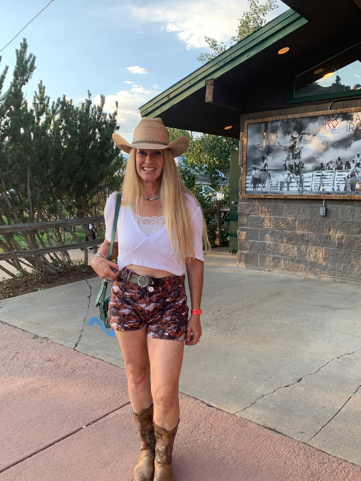 Jenny Shorts in Wild as Free