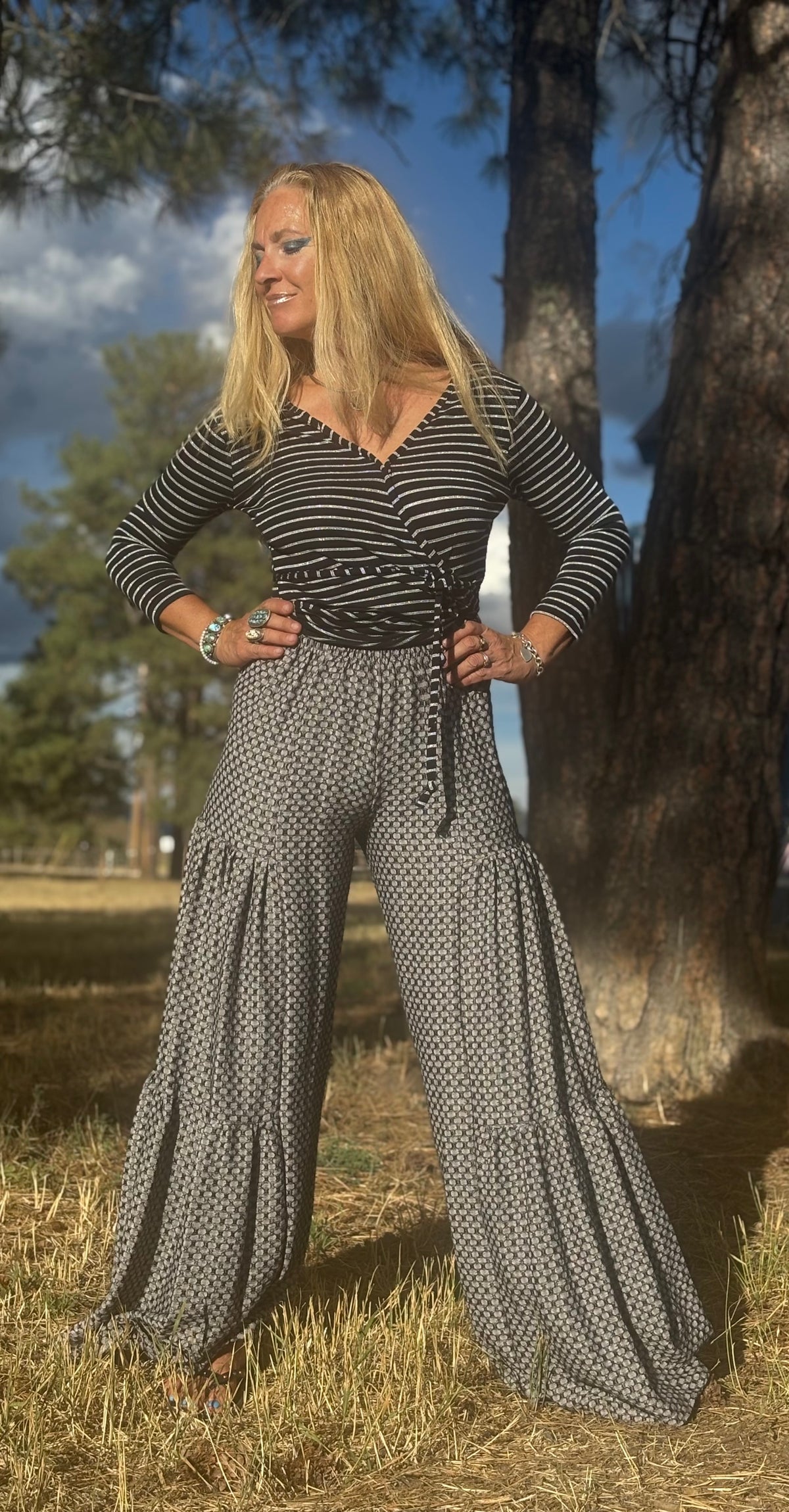 A Sandy Pants in Midnight Dusk