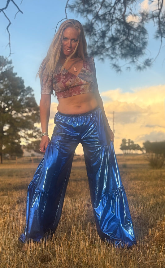 A Sandy Pants in Electric Sky